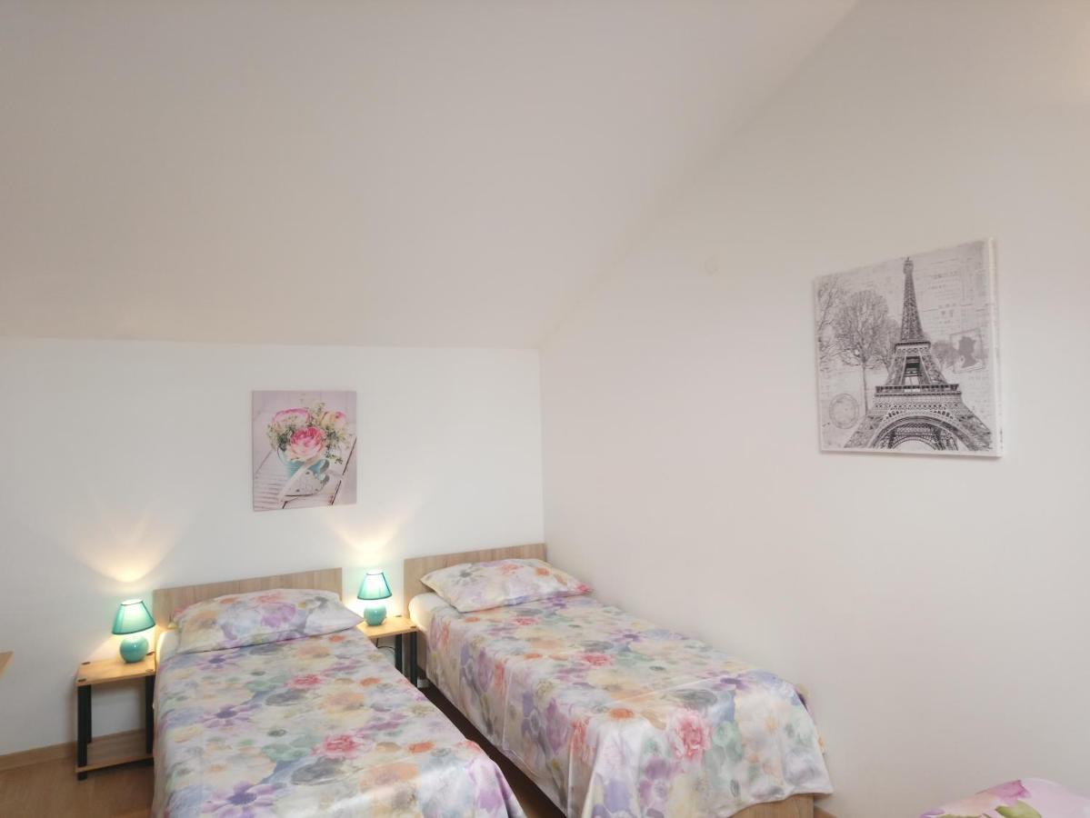 Apartments Alyssa Ičići Εξωτερικό φωτογραφία