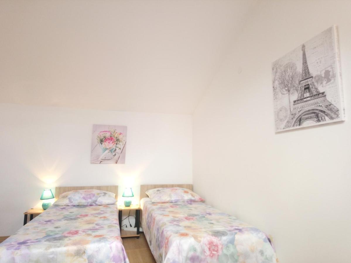Apartments Alyssa Ičići Εξωτερικό φωτογραφία